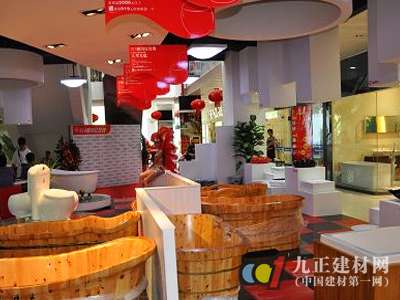 卫浴旺季“爆冷”卫浴卖场需多渠道发展