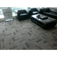 銷售安裝地毯方塊毯滿鋪毯適用酒店會所影院辦公室公司等場所