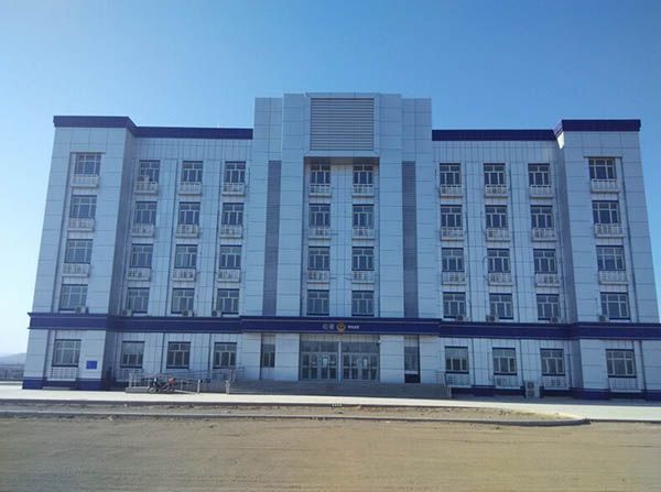 克拉玛依市金龙镇派出所,交警大队办公楼 - 新疆湘南