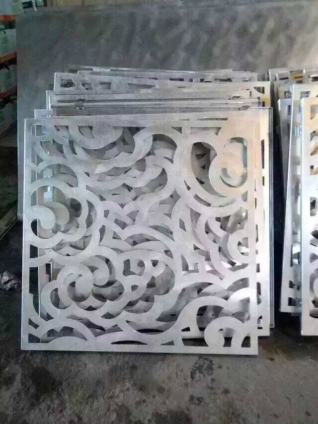 2016款小区复古防盗网式铝窗花