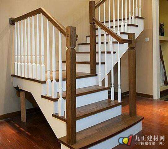 楼梯休息平台