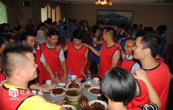 团结互助,共同发展 图01
