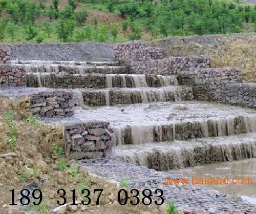 河北绿化护坡铁丝网厂/萍乡河道石笼网 高锌菱形护坡挂网