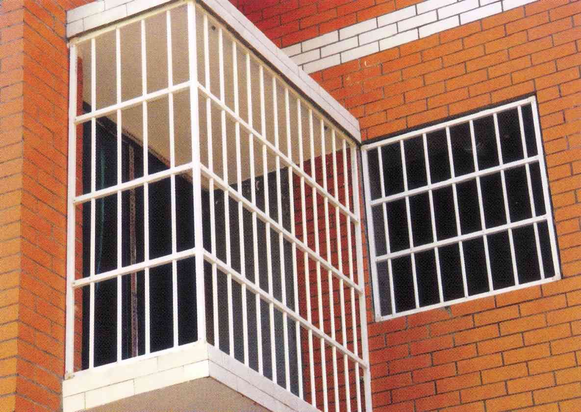 阳台护栏装修效果图 怎样进行阳台护栏装修-吉屋网