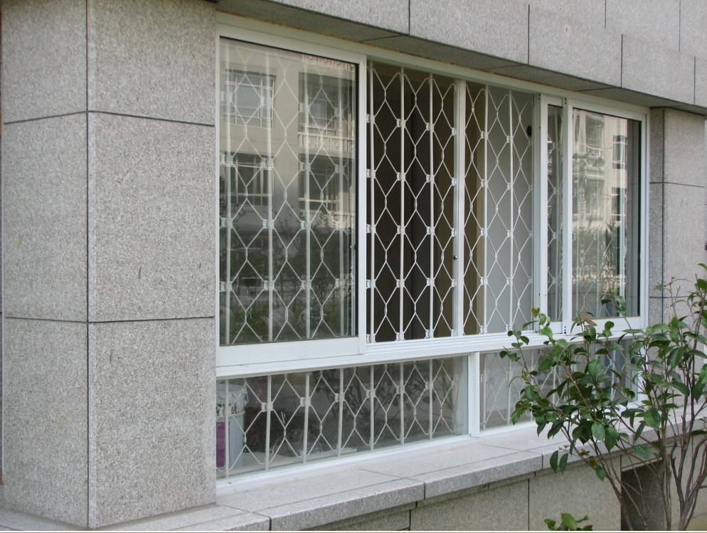 无锡坤宁安固内置式折叠防盗窗防护窗新型锰钢防盗网